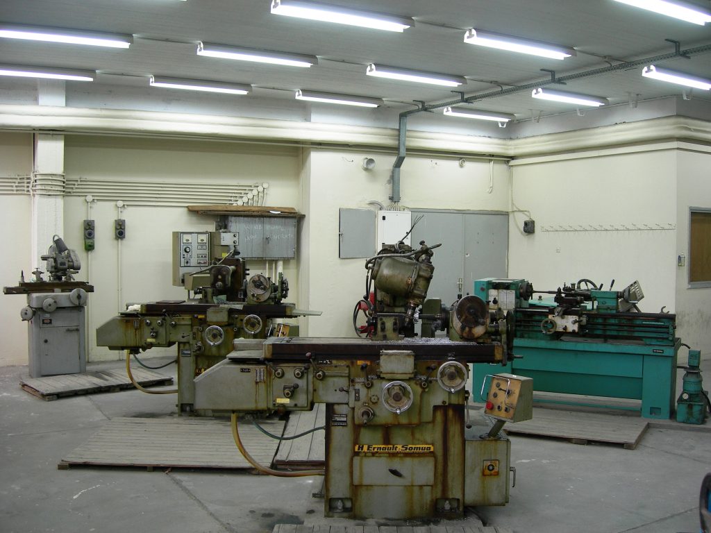 Machine Workshop Lab